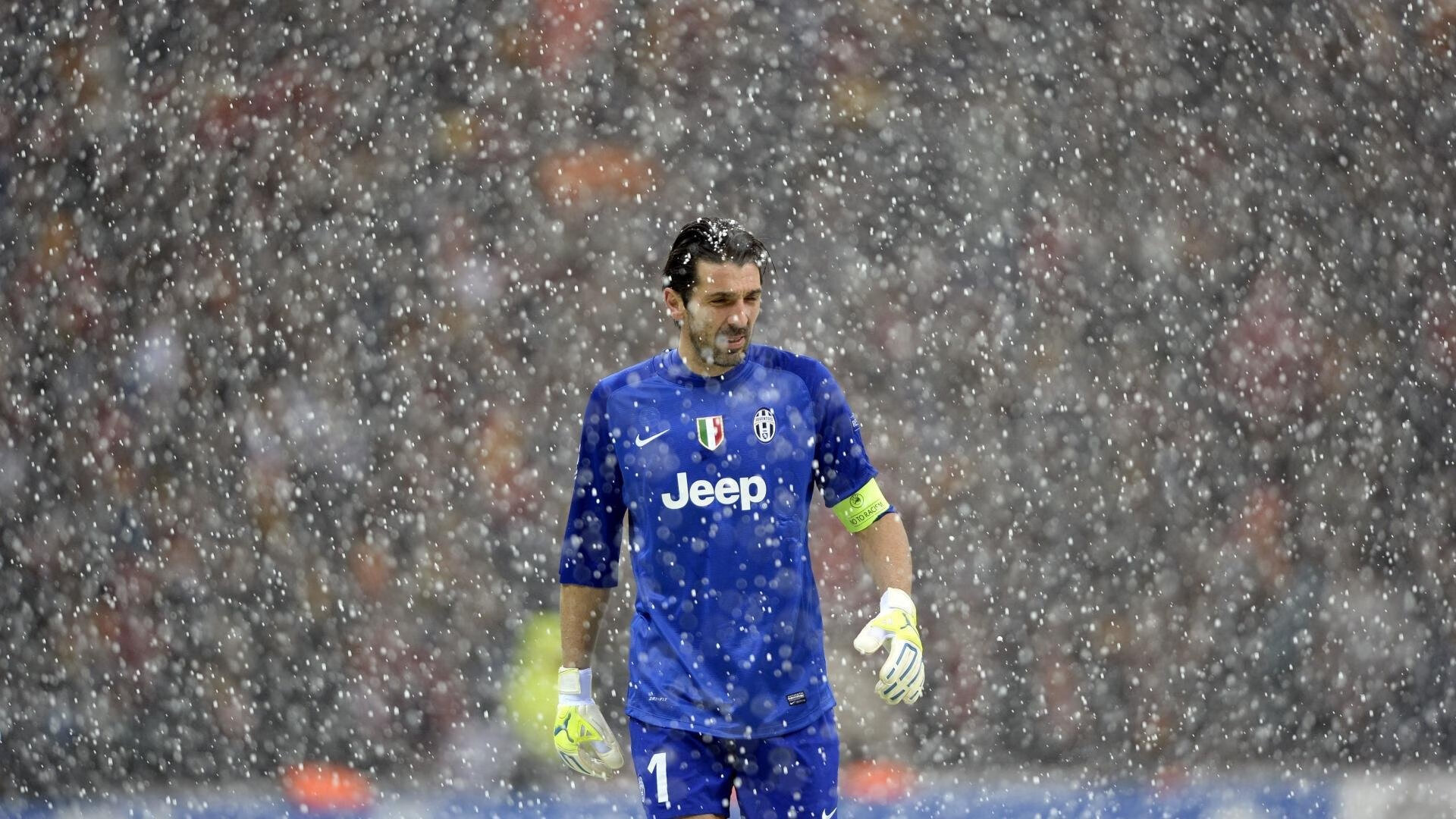 公牛防守崩盘，主帅调整策略迫在眉睫，公牛几个防守一阵